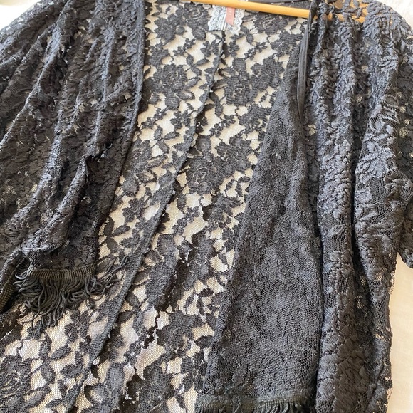 Mauve Rose Lace Jacket / Cover-up - Picture 8 of 10